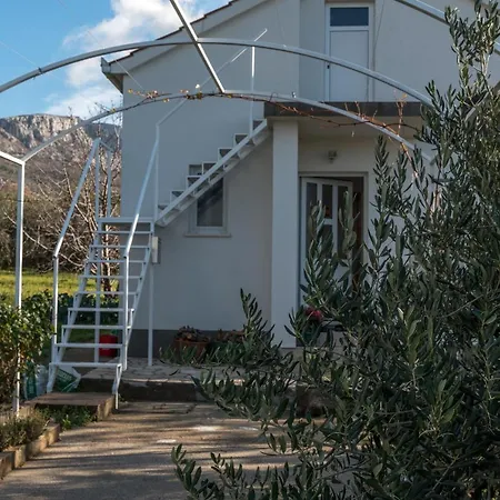 Flower House Kaštela